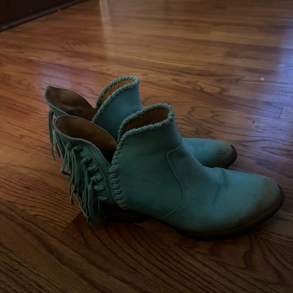 Circle G Turqouise Fringe Ankle boots 9.5 - Picture 3 of 7